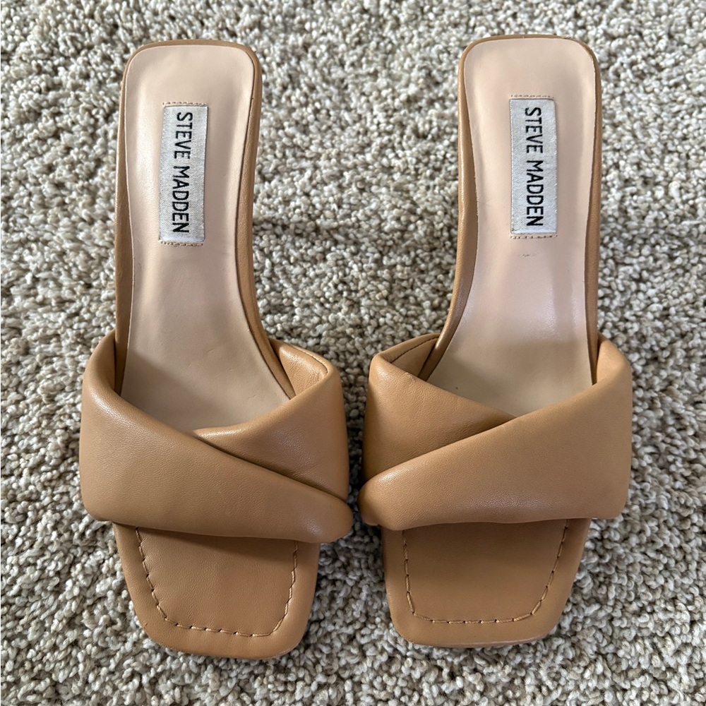 Steve Madden Women's Tan Twist Mules